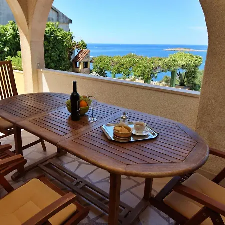 Carmen By Interhome * Razanj