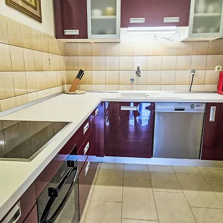 Carmen By Interhome Ražanj