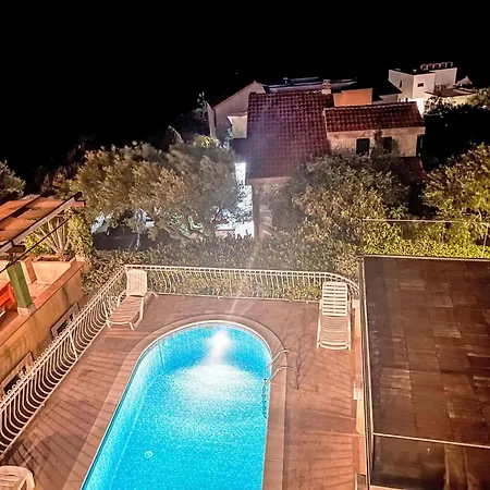 Carmen By Interhome * Ražanj