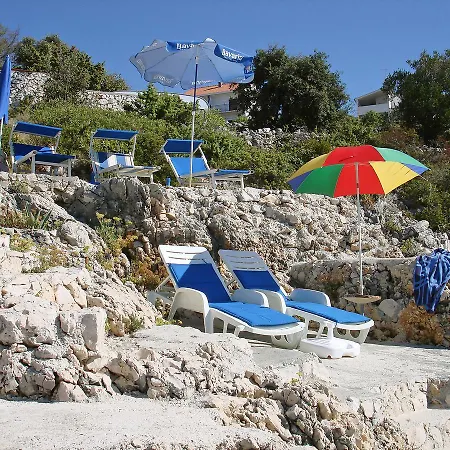 Nyaraló Carmen By Interhome