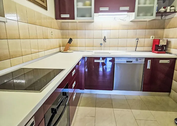 Carmen By Interhome Ražanj