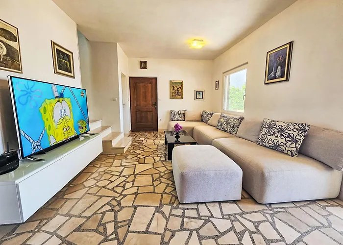 Carmen By Interhome Tatil Evi *