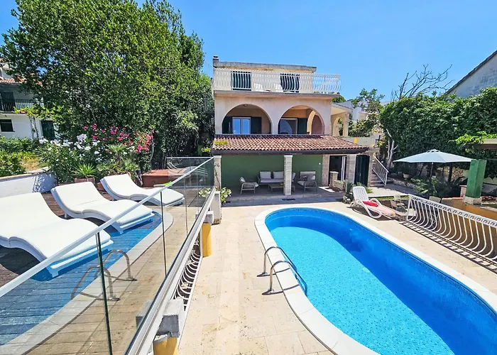 Carmen By Interhome Ražanj